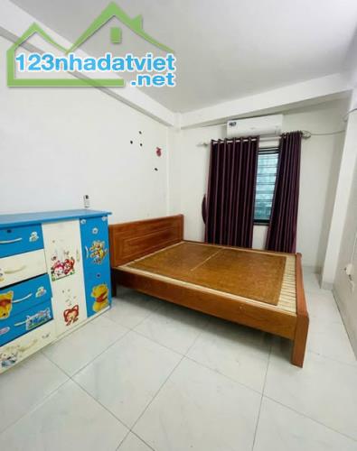 Bán nhà Kim Chung, Đông Anh Ôtô chạy qua 40m², mặt tiền: 3m, 3 tầng, giá 4,35 tỷ - 3