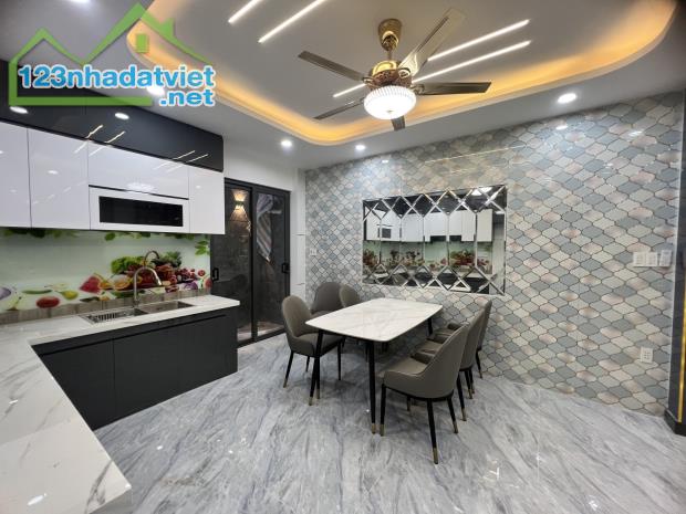 ⚜️Bán nhà QL1 BHHB Bình Tân - 5 tầng 54m2 (4m x 13.3m) 6,2 Tỷ TL🔥 - 3