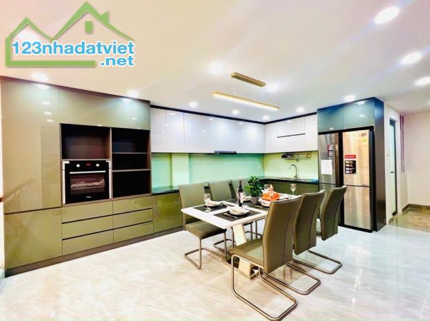NHÀ 5 TẦNG CÓ THANG MÁY HẺM XH SÁT MT ĐƯỜNG QUANG TRUNG PHƯỜNG 10 - GÒ VẤP👉 13 Tỷ - 4