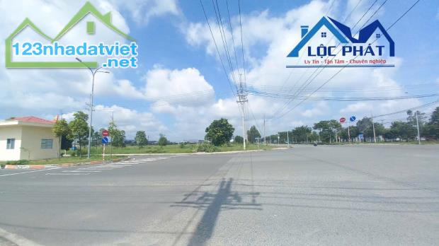 Bán đất SKC 5.000m2 giá chỉ 22,5 tỷ. KCN Trảng Bom-Đồng Nai - 1