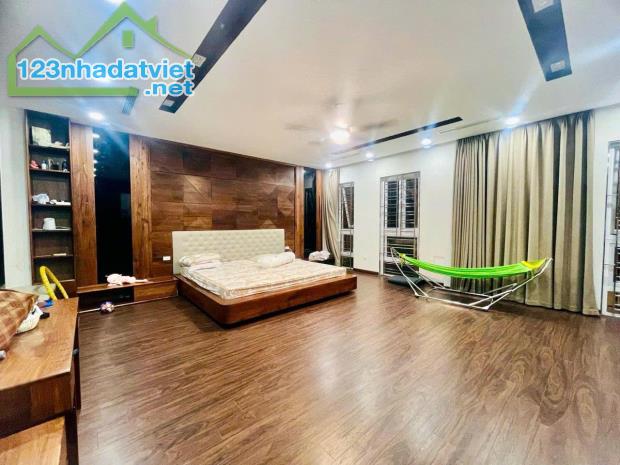 Bán nhà KĐT Louis Đại Mỗ, Nam Từ Liêm, Dt 220m2, 5 tầng, nhà mới đẹp.