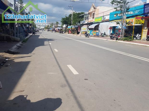 KẸT TIỀN BÁN GẤP LÔ ĐẤT 20X50=1000M2 THỔ CƯ ODT SÁT CHỢ TRƯỜNG HỌC DÂN ĐÔNG GIÁ 490 TR - 1