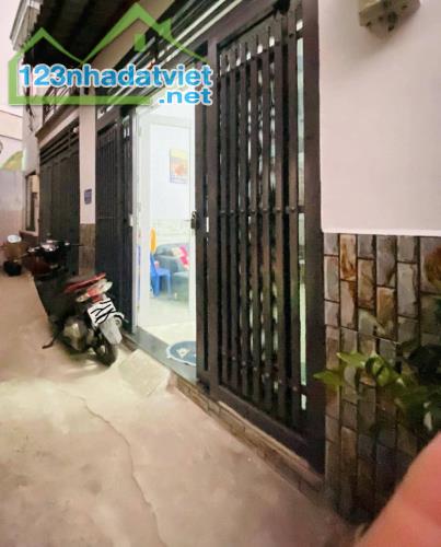 cần bán, VỊ TRÍ SIÊU ĐẸP, Hiệp Thành 13 Quận 12, dt42M2 × 2T, giá siêu rẻ, chỉ 2.680 tỷ  + - 1