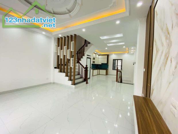 BÁN NHÀ ĐẸP MỚI KOONG , Ô TÔ VÀO NHÀ ,2 THOÁNG TRƯỚC SAU , Ngũ Hiệp Thanh Trì - 2