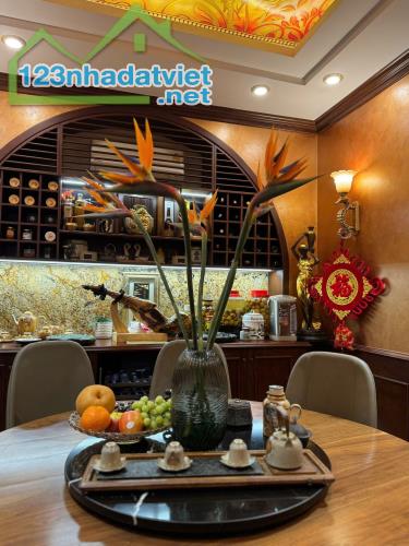 View hồ Mai Anh Tuấn, Ba Đình. Nhà xây mới 6 tầng TM. KD đỉnh. DT 44m. Giá 31 tỷ. - 4