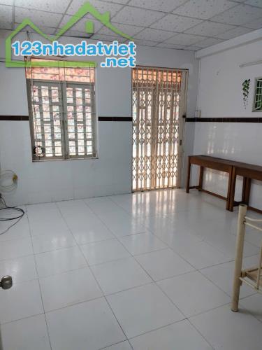 Cho thuê nhà nguyên căn Trần Văn Quang, 58m2, 3 tầng, Chỉ 12 triệu/tháng - 3