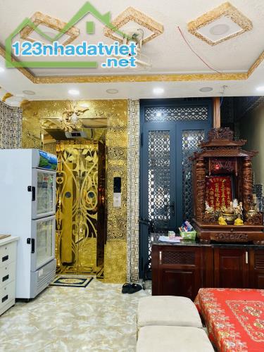 Bán siêu biệt thự Q8, căn góc 125m2 [10m × 112.5m] 5 tầng thang máy 8PN 9WC chỉ 31 tyxx TL
