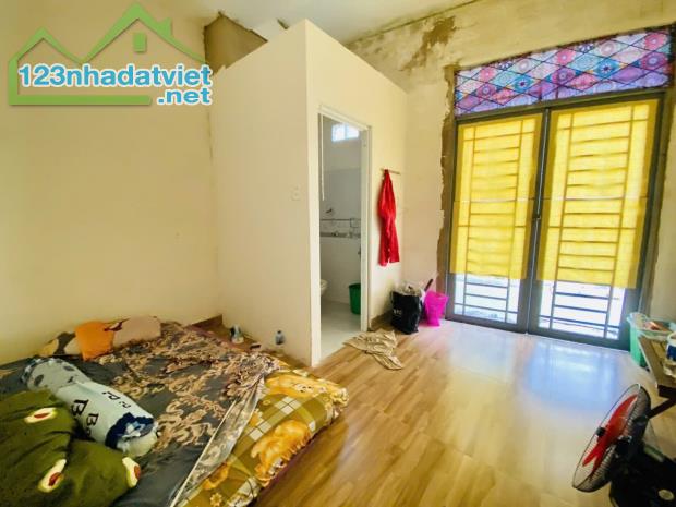 QUÁ NGON - NGAY PHẠM VĂN ĐỒNG - HẺM XE TẢI - 4 TẦNG 4PN - 68M2 - CHỈ CÓ NHỈNH 6 TỶ - 3