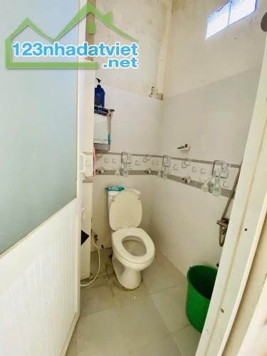 QUÁ NGON - NGAY PHẠM VĂN ĐỒNG - HẺM XE TẢI - 4 TẦNG 4PN - 68M2 - CHỈ CÓ NHỈNH 6 TỶ - 2