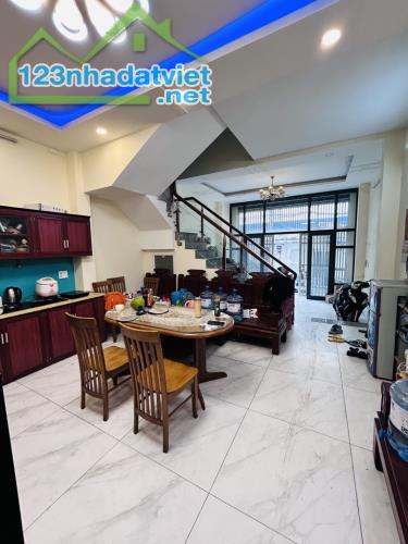 Bán NHÀ hẻm Xe Hơi, NR 5PN, 5WC, 56,5m2.Nguyễn Thị Thập, Q7,giá 8,2 tỷ - 1