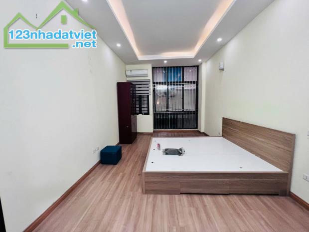 Nhà siêu hiếm nhà phố Nhân Mỹ, Mỹ Đình, Nam Từ Liêm: DT:34m; 5 tầng ; nhỉnh 6 tỷ