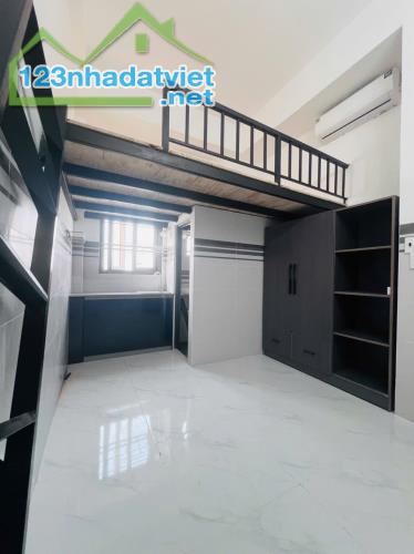CHDV LINH TRUNG, 6 TẦNG, CÓ THANG MÁY, 122M2, NGANG 6M, 30 PHÒNG DOANH THU ỔN ĐỊNH, CHỈ 20 - 2