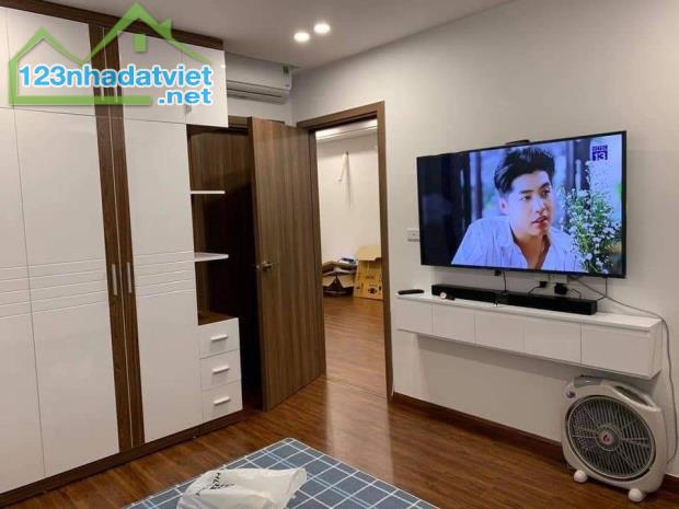 Bán chung cư, 70m , 3 ngủ, lô góc, phố Vĩnh Tuy , 1 tỷ 600 - 1