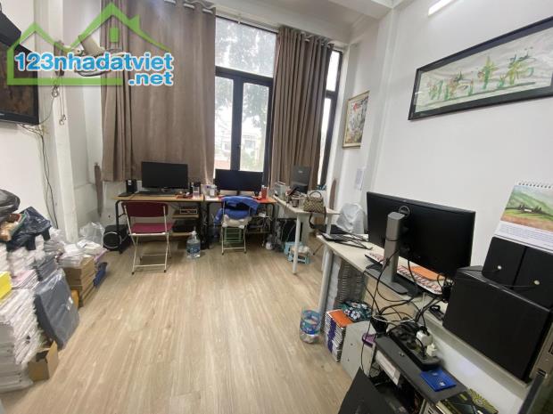 Bán Nhà Mặt Phố Kim Mã Ba Đình 20m5T 5m Vỉa Hè LÔ GÓC 1 SỔ 1 CHỦ 9 Tỷ Kim Mã. - 3