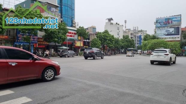 Bán Nhà Mặt Phố Kim Mã Ba Đình 20m5T 5m Vỉa Hè LÔ GÓC 1 SỔ 1 CHỦ 9 Tỷ Kim Mã. - 2