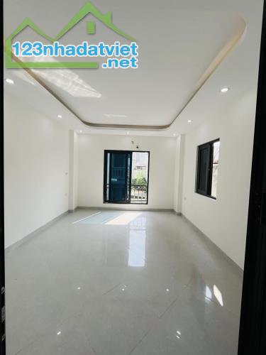 BÁN NHÀ TT HÀ ĐÔNG, Ô TÔ ĐỖ CỬA, DT 30, 5T, MT 4.1M, GIÁ 7.35 TỶ. - 3