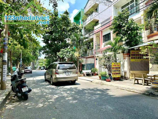 Nhà 3 tầng,105m2 - khu tên lửa,mặt tiền đường số 43 - bình trị đông B,bình tân,11.8 tỷ tl - 5