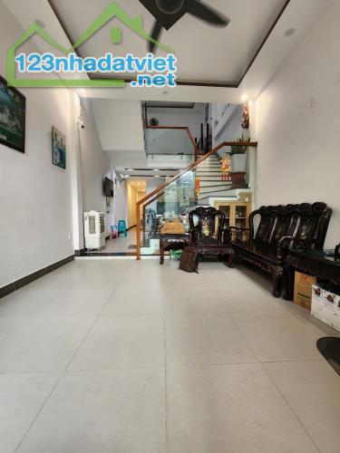 Nhà 64 m2 đất, 3 tầng Hà huy Tập , Thanh Khê nhỉnh 3 tỷ - 1