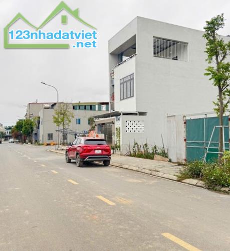 Đất đấu giá X7 LỖ KHÊ LIÊN HÀ lô góc 3 mặt ngõ ô tô đua 99 m giá đầu tư nhỉnh 6,5 tỷ