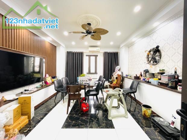 Bán nhà Kim Giang ô tô vào nhà 60m2 MT5m 10.2tỷ - 3