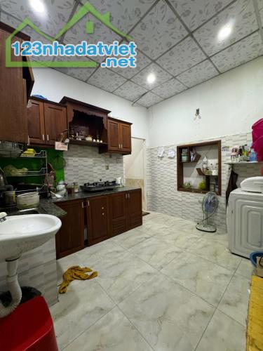 Cần bán căn nhà C4 Kiệt 3m Tôn Đản - Cách đường chính 20m - 1
