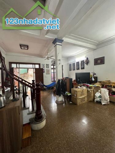TRUNG TÂM QUẬN - Ô TÔ - CÁCH 2 NHÀ RA MẶT PHỐ - NHÀ DÂN XÂY - TẶNG GPXD - Ở HOẶC XÂY CCMN - 5