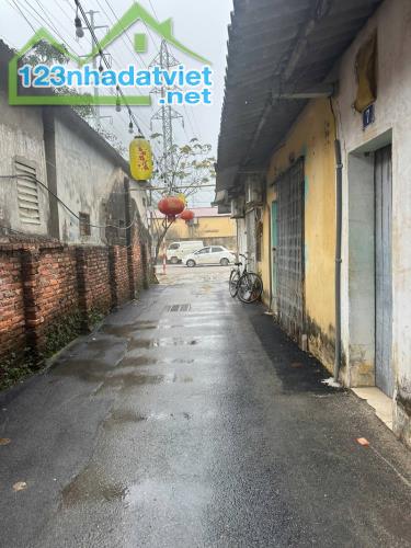 TRUNG TÂM QUẬN - Ô TÔ - CÁCH 2 NHÀ RA MẶT PHỐ - NHÀ DÂN XÂY - TẶNG GPXD - Ở HOẶC XÂY CCMN - 2