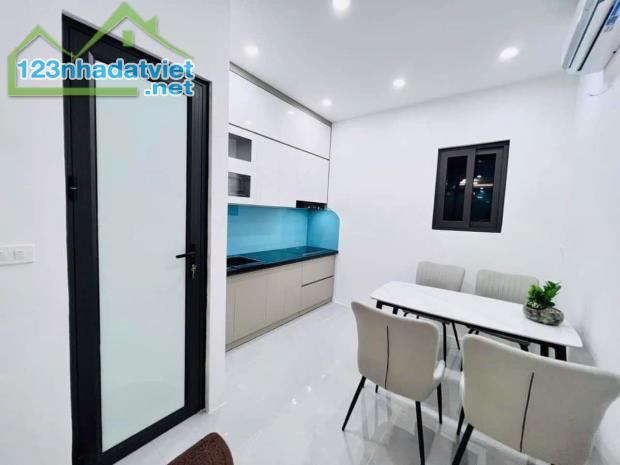 Bán nhà Phố Lạc long quân Dt 30m, 4 tầng, 7,8 tỷ. - 2