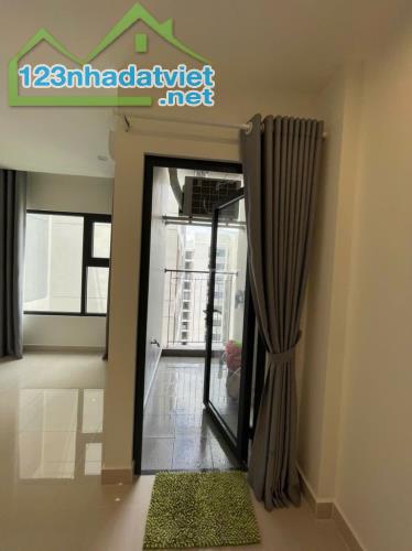 Cần bán căn hộ studio tầng cao, view đẹp Vinhomes Grand Park ! - 1