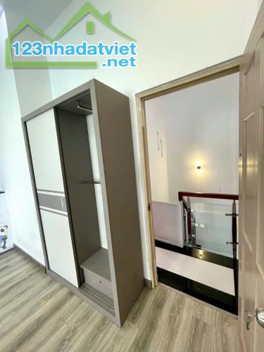 Bán nhà HẺM XE HƠI 4M, 30m2, KHU DÂN CƯ HIỆN HỮU, Đường Huỳnh Tấn Phát, Quận 7. - 4