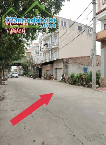 102M2 FULL THỔ CƯ XUÂN NỘN-Ô TÔ TRÁNH-KINH DOANH-NGUYÊN KHÊ-2 TỶ 800TR-LÊ HỮU TỰU-ĐÔNG ANH