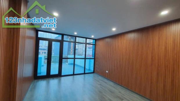 HIẾM TẠI ĐỀN LỪ, Ô TÔ TẢI TRÁNH NHAU, PHÂN LÔ, KINH DOANH, THANG MÁY, 48M2 GIÁ 16.X TỶ