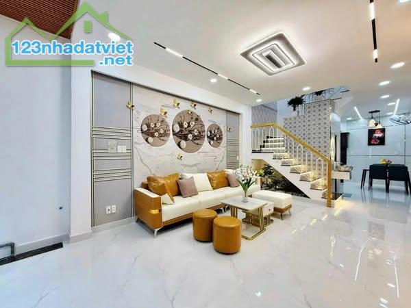 Ngay Ngã 5 Quang Trung P10 Gò Vấp -Nhà Mới 2 Tầng -48m2 -Tặng nội thất -Giá Chỉ 4 tỷ 77 TL