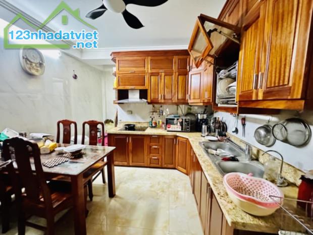 Mặt phố, Phân lô, Hồng Hà, Ba Đình. 60m2, 5 tầng, kinh doanh, giá 18.8 tỷ - 1