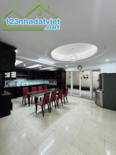 Bán Nhà Đối diện Công Viên , khu Compoud Trần Não , Phường An Khánh , Q2. Gía 43 tỷ - 4