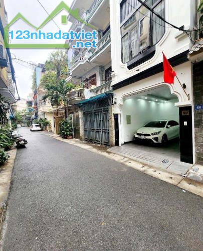 Kim Ngưu - khu phân lô , oto vào nhà , dt 60M*5T có thang máy , giá 18.7 tỷ SĐCC