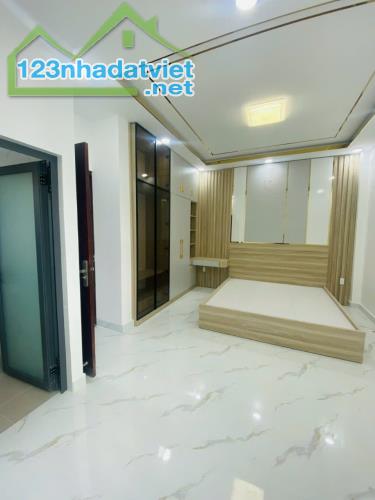 Bình Tân, Nhà 4 tâng 68m2, Ngang 5.5m, ô tô, giá rẻ - 4