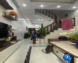 Bán nhà hàng xóm FiveStar Khương Đình, 50m2, 5 ngủ, sát ô tô tránh, hơn 8 tỷ
