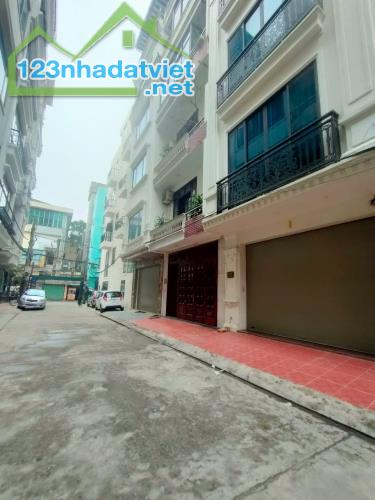 Bán nhà ngõ 72 Dịch Vọng, Cầu Giấy, 90m2, ô tô, kinh doanh, vỉa hè, mặt tiền 7.7m, 30 tỷ