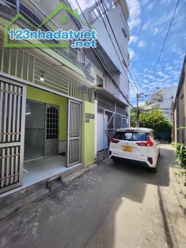 NHÀ BÁN 2 TẦNG - DT 56M² - HẺM XE HƠI ĐẬU CỬA - GẦN MẶT TIỀN KÊNH THAM LƯƠNG GV - HƠN 4T - 1