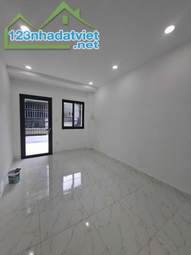 Cách Mạng Tháng 8 - Q10 - 44M2 3 Tầng - HCĐ - chỉ 7.2 Tỷ - 2