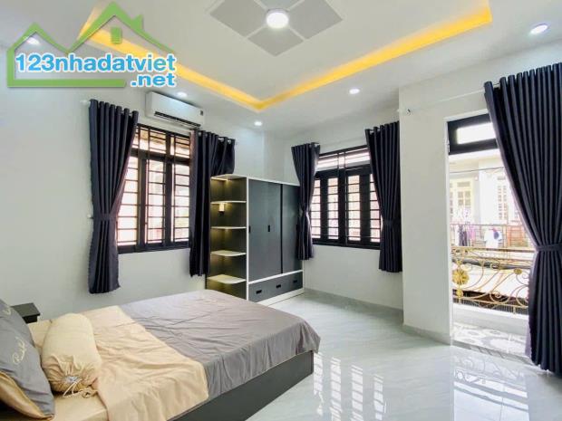 Nhà đẹp ,Bùi quang là ,hẻm xe hơi Full Nội Thất. Chỉ 5.15 Tỏi - 3