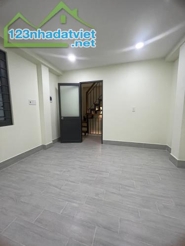 Về quê dưỡng già, bán gấp nhà 4 tầng hẻm thông Đồng Đen, khu VIP Tân Bình nhỉnh 4 tỷ, TL. - 1