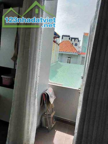 Bán nhà Nguyễn Văn Qúa 80m3 x 3 tầng-ngang 6.3 chỉ 6 tỷ - 1