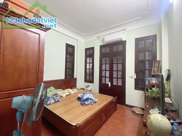 Bán Nhanh nhà DT 53m, 5T, 8,2 tỷ Cầu Giấy. - 2