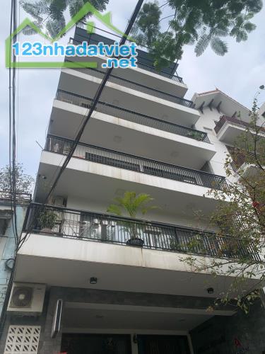 Bán Apartment Lạc Long Quân - 252m2 x 9T - MT 8m - Hướng ĐN - dòng tiền 3 Tỷ 1 Năm