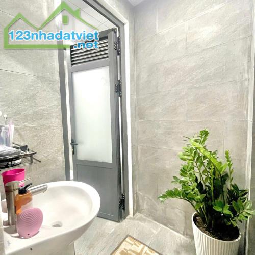 NHÀ NGUYỄN ĐÌNH CHIỀU P9 GIÁ RẺ BÁN GẤP - 2