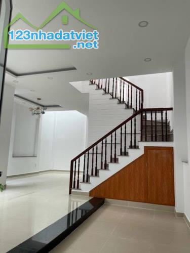 NHÀ MỚI VÀO Ở NGAY PHƯỜNG ĐÔNG HƯNG THUẬN– 65M2 - Nhỉnh 3.5 tỷ , CÒN THƯƠNG LƯỢNG - 2