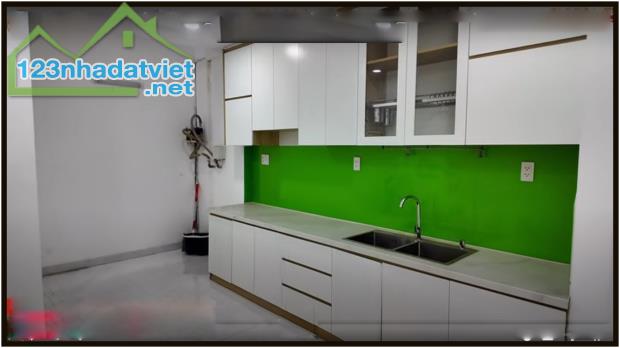Nhà phố xinh rẻ 3.5 x 13m 1 trệt 3 lầu Hòa Hảo Q10 TP.HCM - 3