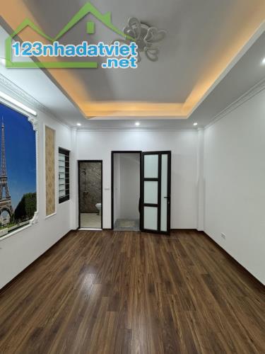 Bán nhà 5 tầng, tặng full nội thất, phố Lĩnh Nam, Hoàng Mai - 5